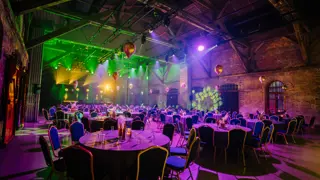 Gala Dinners & Award Ceremonies